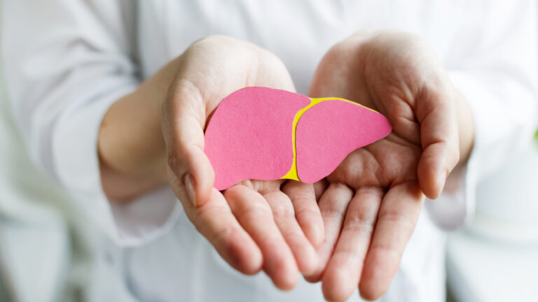 Обложка к статье о детоксе